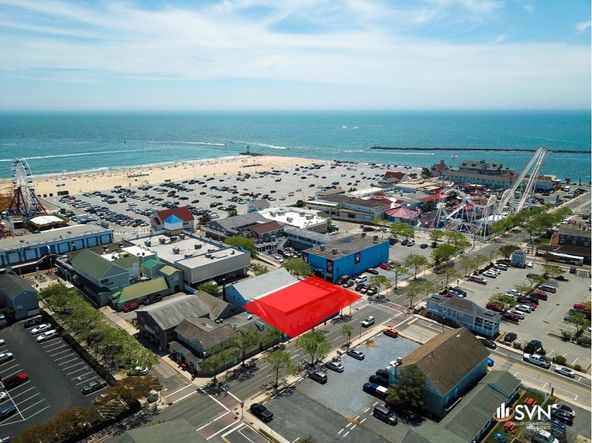 14 Worcester St, Ocean City, MD 21842